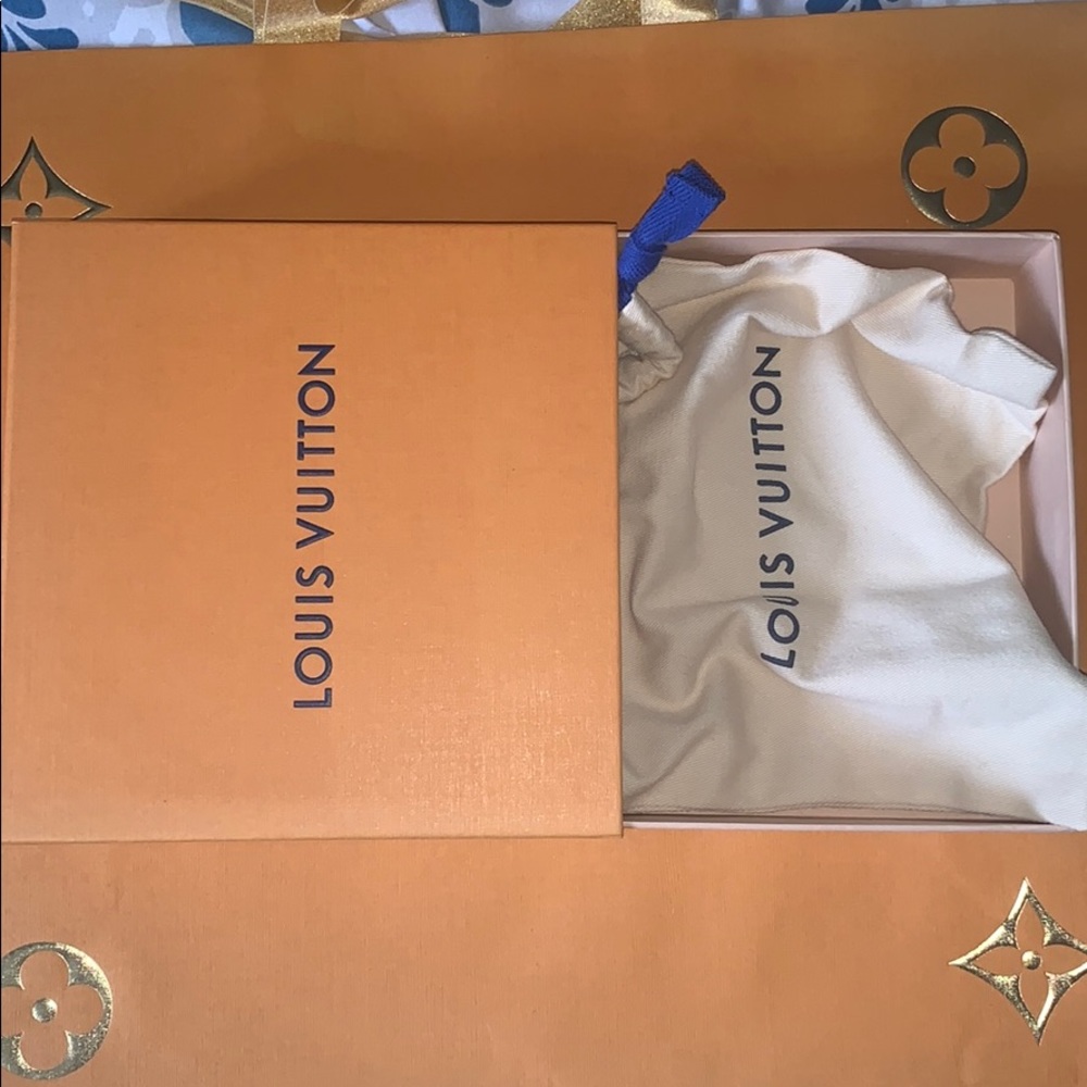 Authentic Louis Vuitton Belt Box
